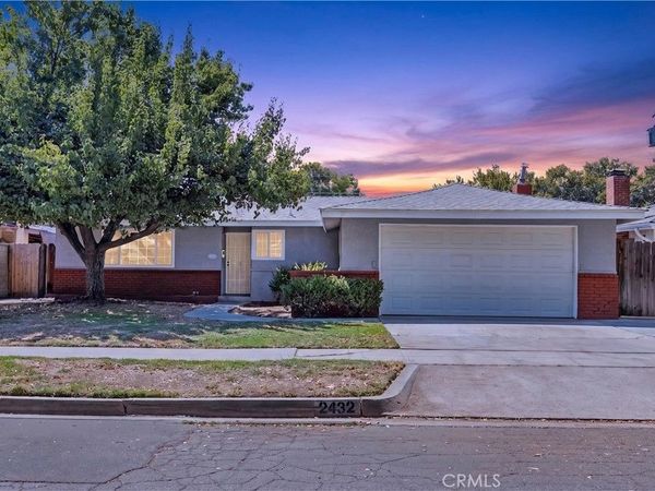 2432 E Richert, Fresno, CA 93726