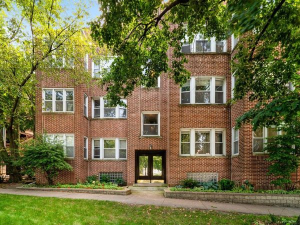 1114 Main Street , Unit 1W, Evanston, IL 60202