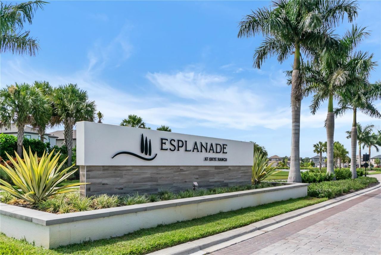 10394 Morning Mist Lane, Sarasota, FL 34241 Photo