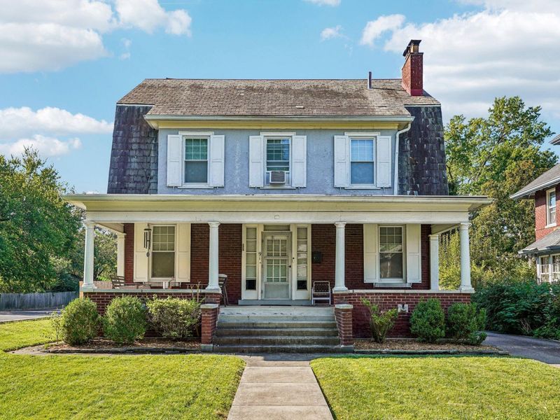 91 Oakland Park Avenue, Columbus, OH 43214 Photo 2