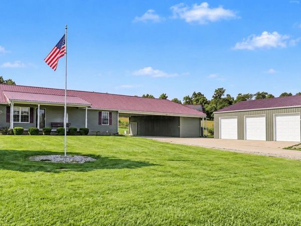 312 E Hydell Road , Chillicothe, OH 45601