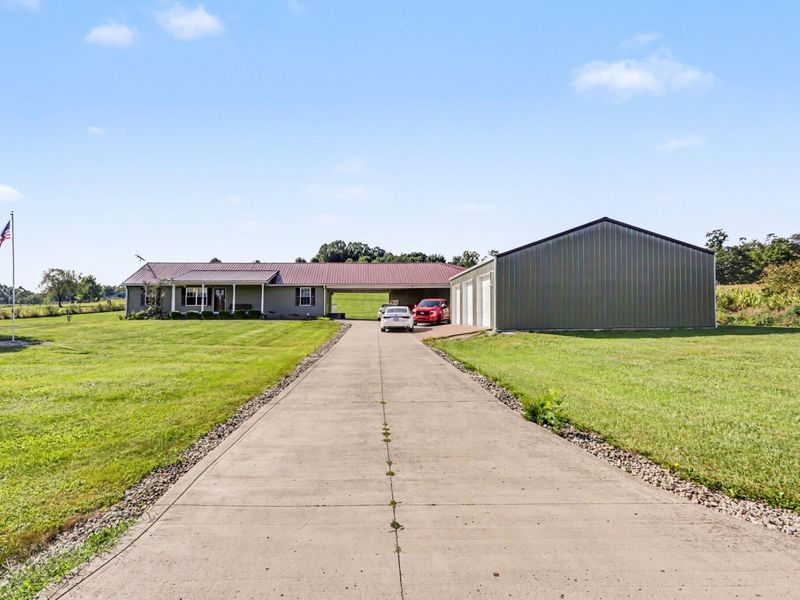 180 E Hydell Road, Chillicothe, OH 45601 Photo 2