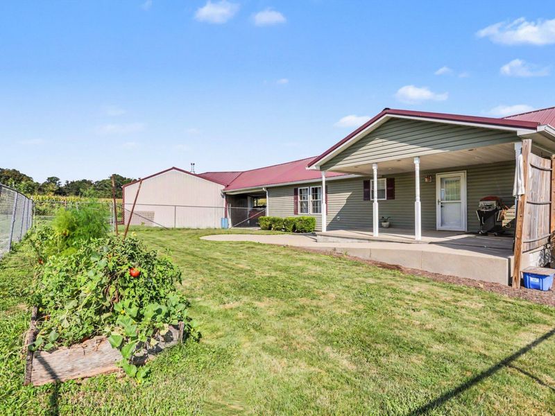 180 E Hydell Road, Chillicothe, OH 45601 Photo 4