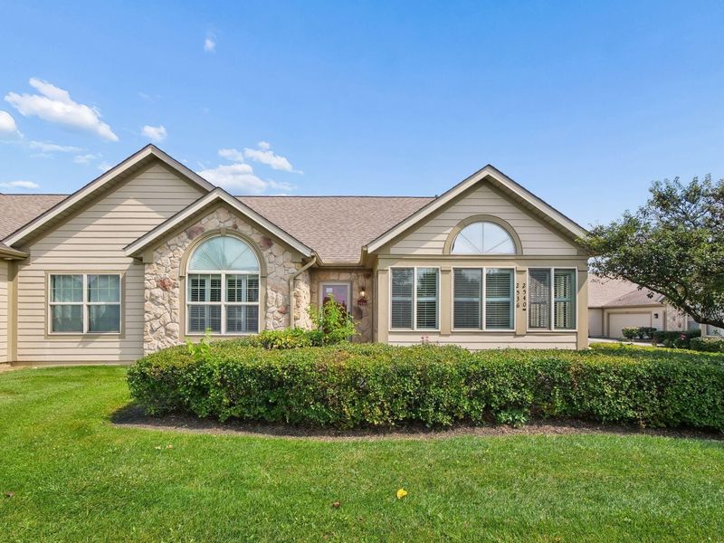 2536 Landings Way, Unit 7, Grove City, OH 43123 Photo 2