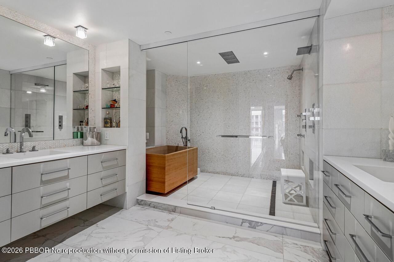 2100 S Ocean Boulevard, Unit 402N, Palm Beach, FL 33480 Photo