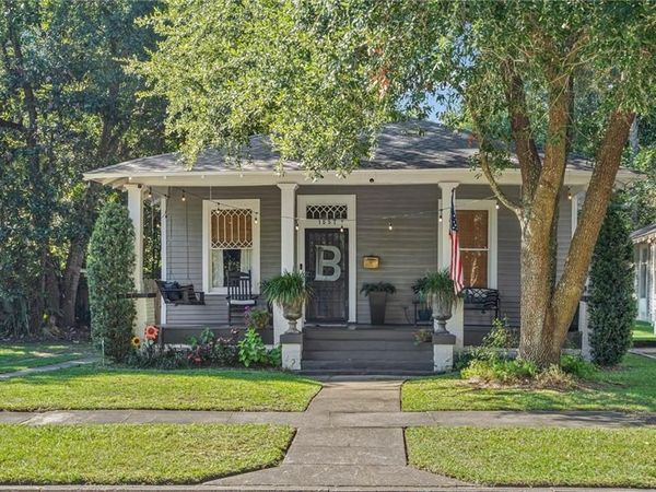 1557 Bruister Street , Mobile, AL 36604