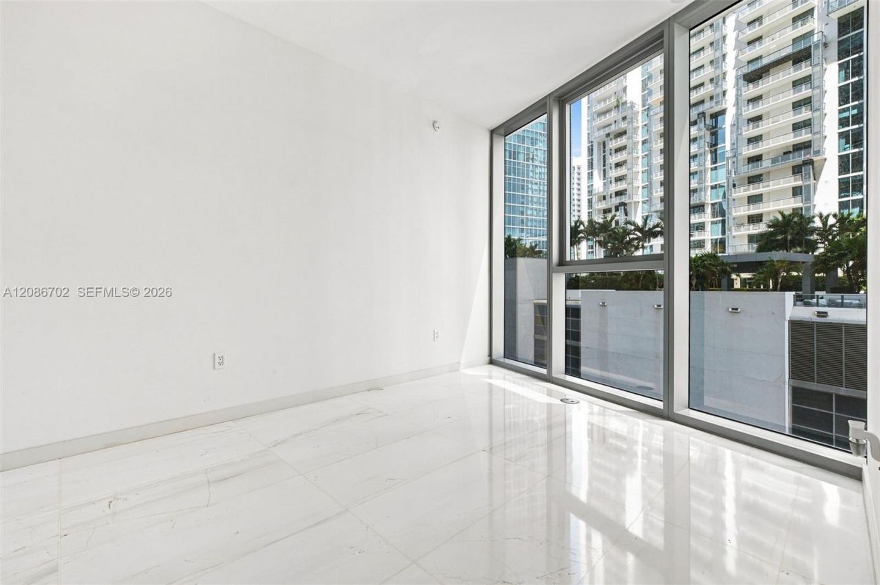300 Biscayne Blvd Way, Unit 1106, Miami, FL 33131 Photo