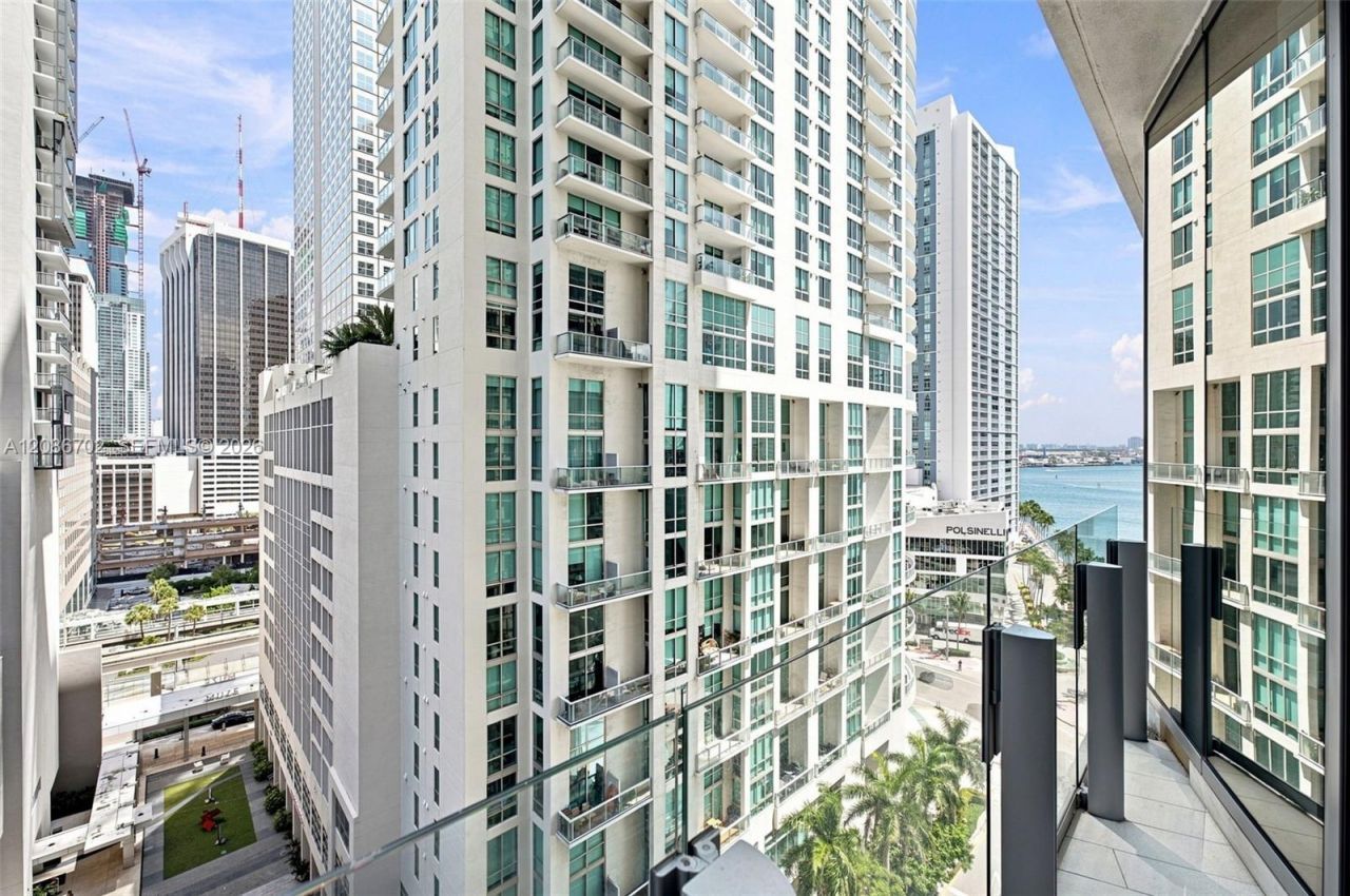 300 Biscayne Blvd Way, Unit 1106, Miami, FL 33131 Photo