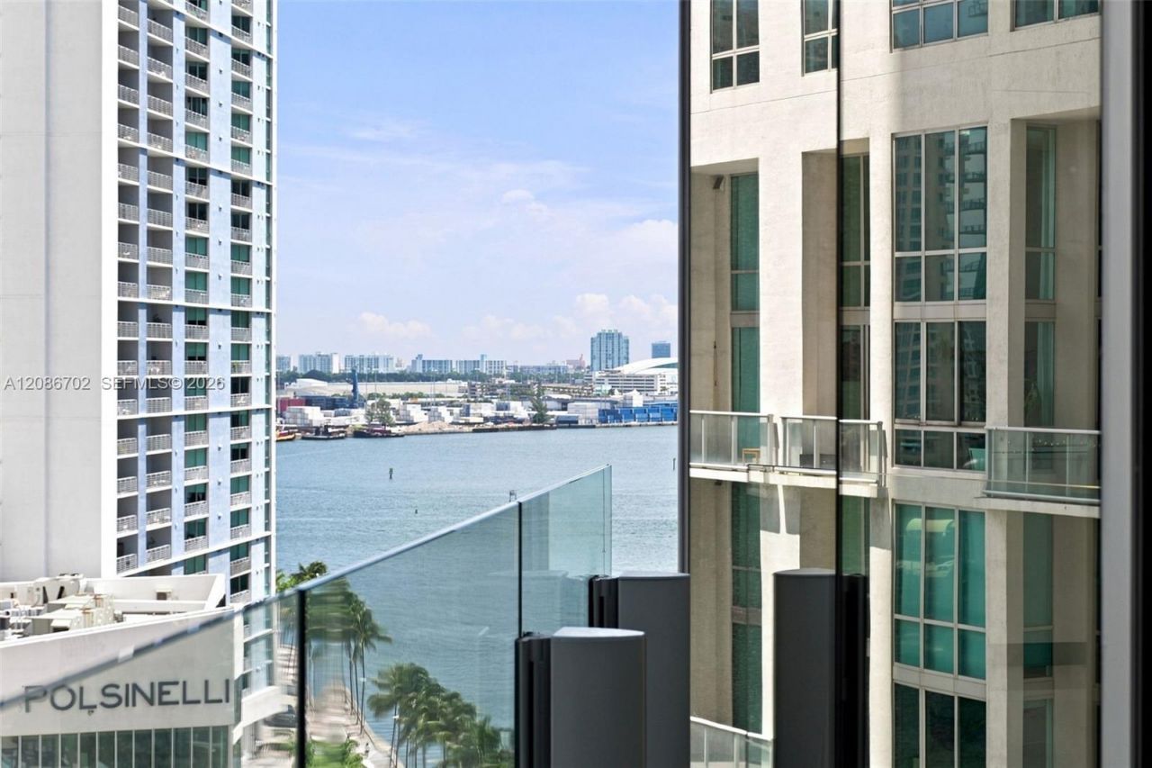 300 Biscayne Blvd Way, Unit 1106, Miami, FL 33131 Photo