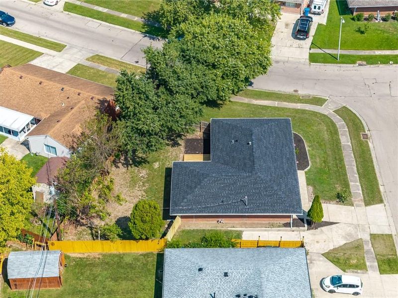 4300 Lambeth Drive, Dayton, OH 45424 Photo 33