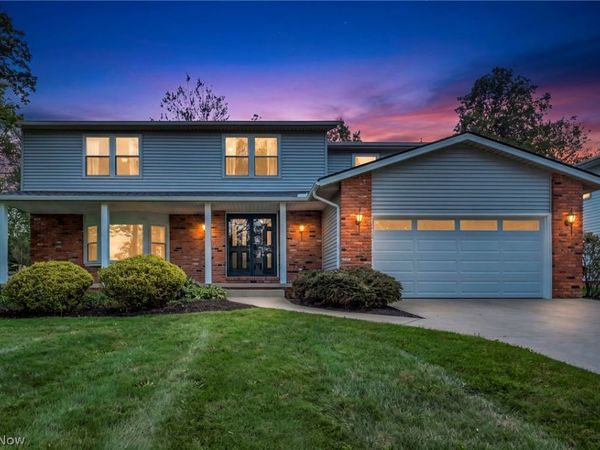 37472 Hunters Ridge , Solon, OH 44139