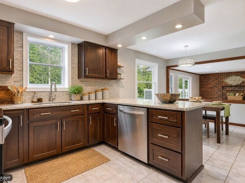 37472 Hunters Ridge Road, Solon, OH 44139 Photo 10