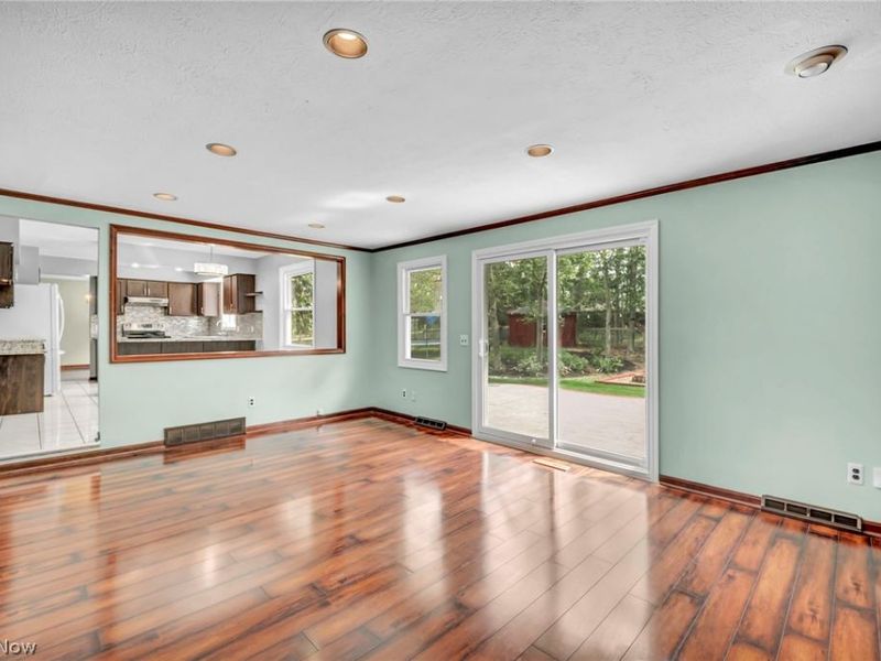 37472 Hunters Ridge , Solon, OH 44139 Photo 16