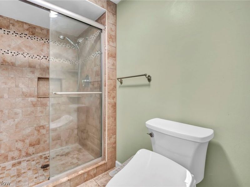 37472 Hunters Ridge , Solon, OH 44139 Photo 31