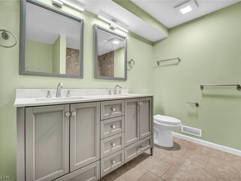 37472 Hunters Ridge Road, Solon, OH 44139 Photo 32