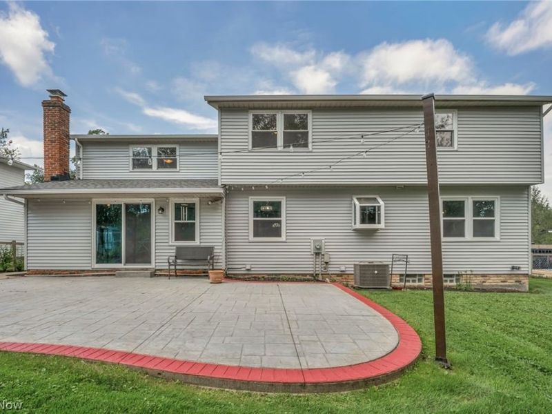37472 Hunters Ridge , Solon, OH 44139 Photo 5