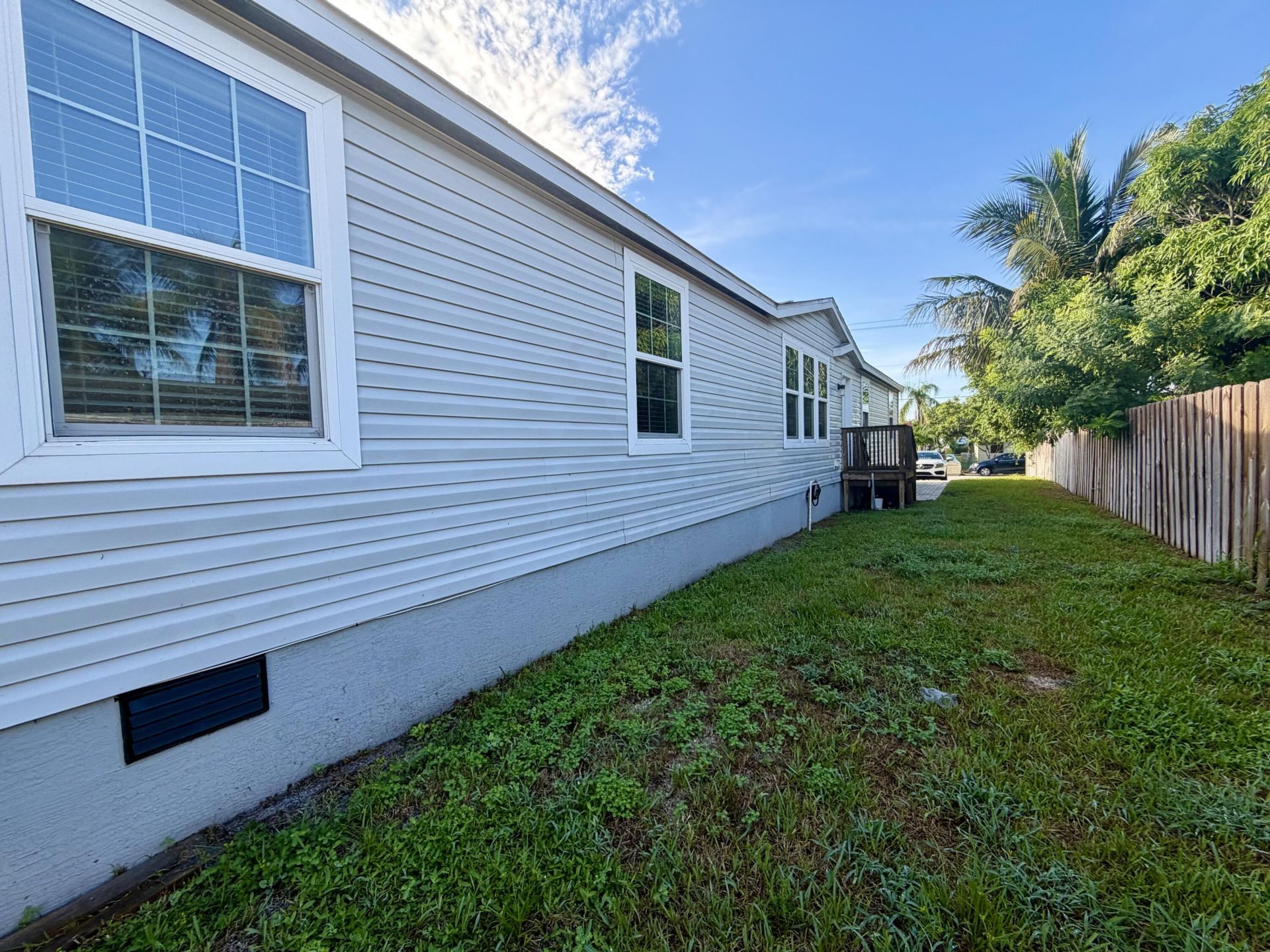 755 Ridgewood Drive, West Palm Beach, FL 33405 Photo