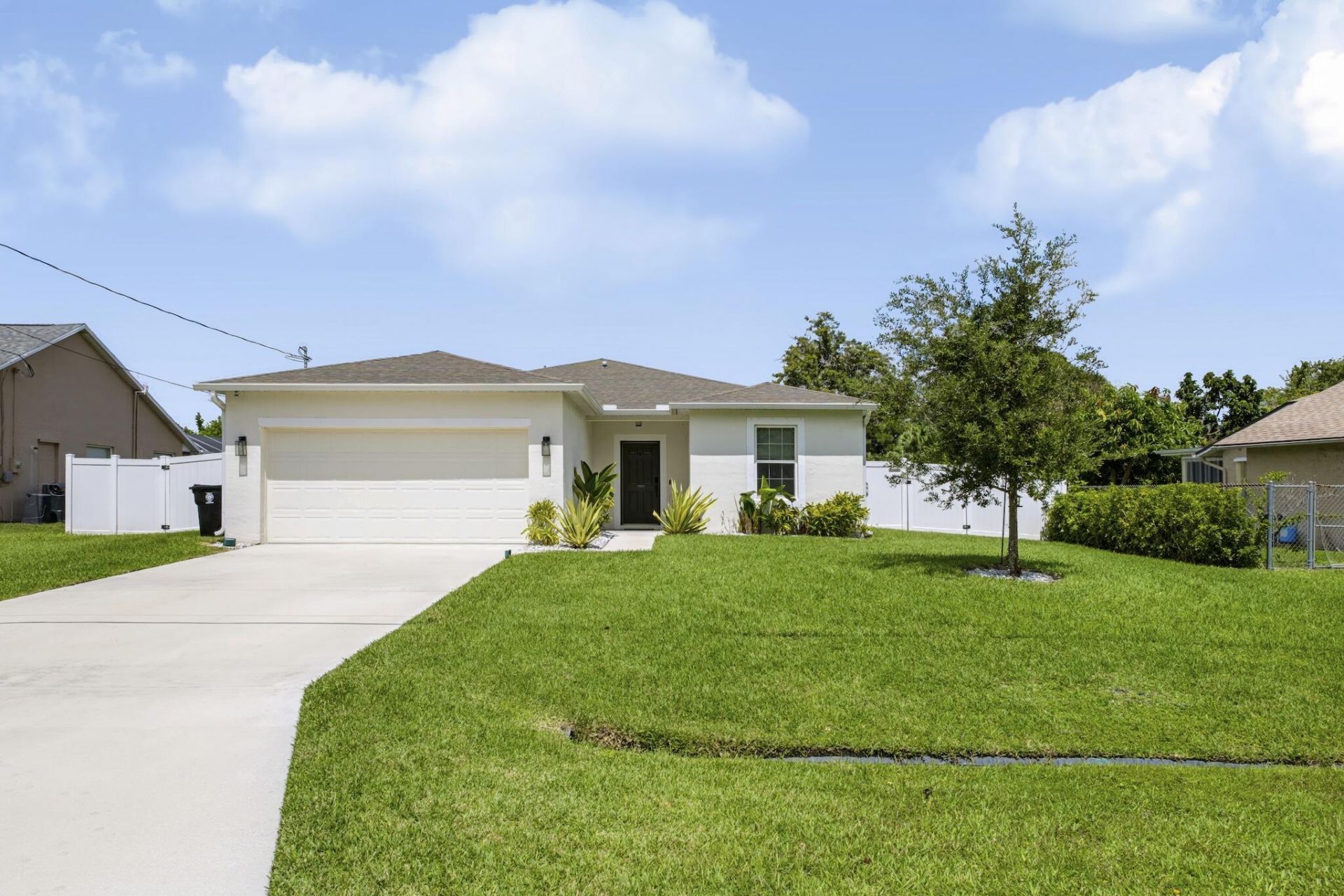 177 SW Pisces Terrace, Port Saint Lucie, FL 34984 Photo