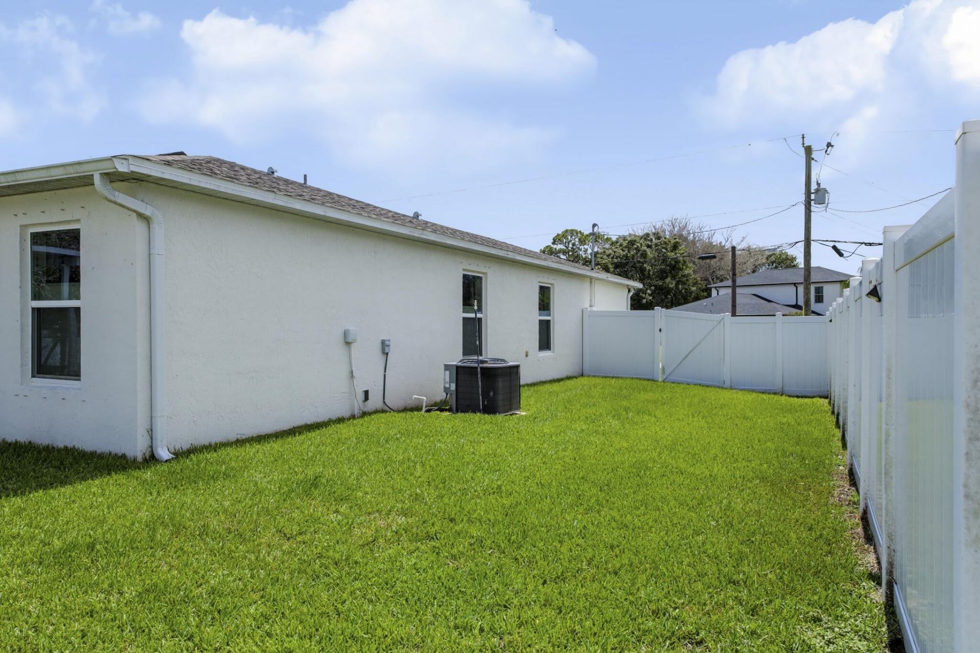 177 SW Pisces Terrace, Port Saint Lucie, FL 34984 Photo