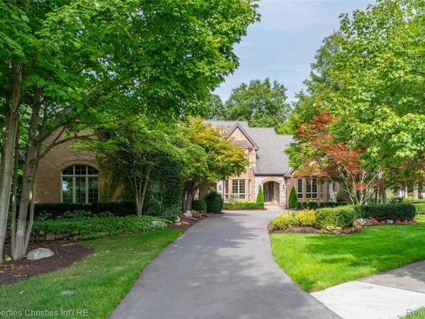 22853 Saint Andrews Drive , Lyon Township, Mi 48178