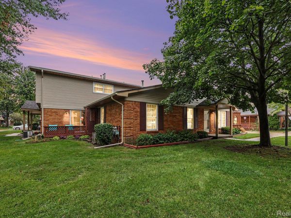 36831 Lakeview , Richmond, Mi 48062