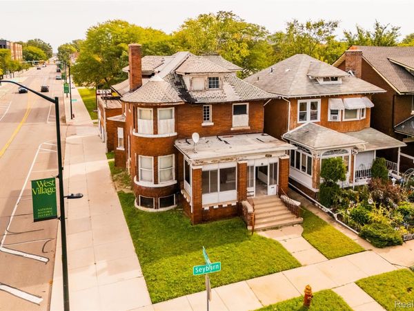 7810 Kercheval Street , Detroit, Mi 48214