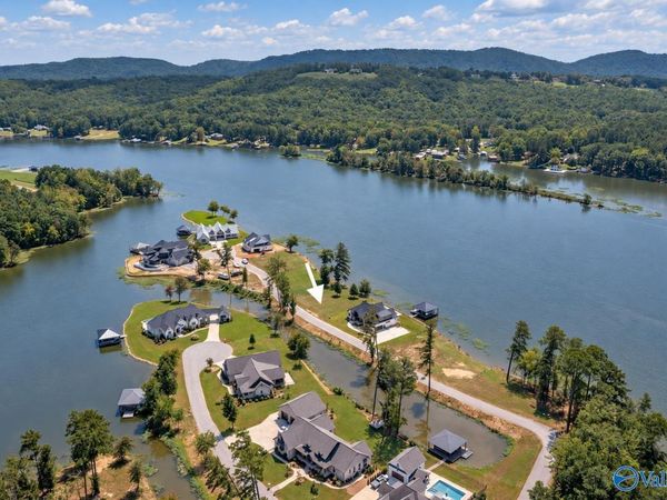 2 Turquoise Drive, Gadsden, AL 35901