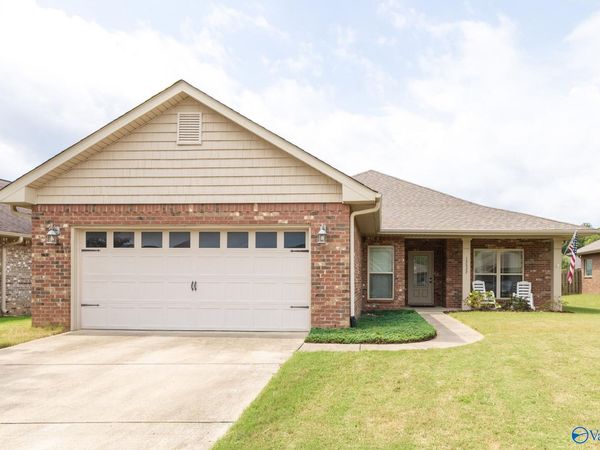12622 Holstein Lane SW, Huntsville, AL 35803