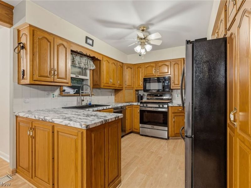 4233 Osage Street, Stow, OH 44224 Photo 3