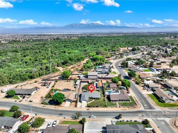 3949 BLUFF, Norco, CA 92860