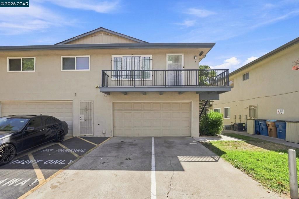 2118 Peppertree Way, Unit 4, Antioch, CA 94509 Main Photo