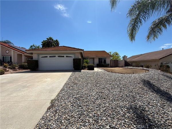 25431 Pistache Court, Murrieta, CA 92563