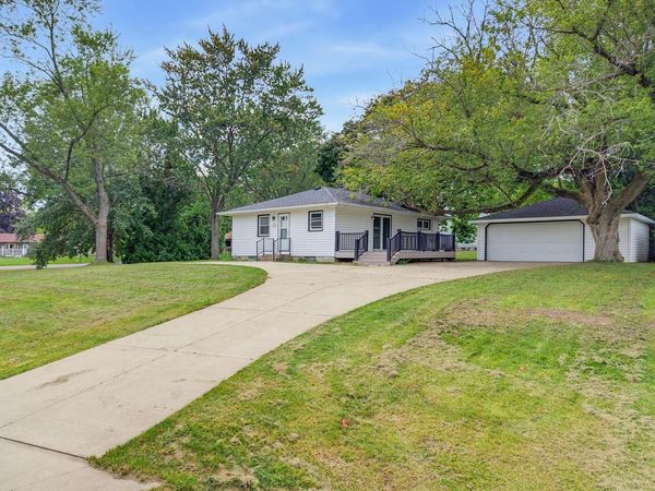 N65W14104 Hazel K CIRCLE, Menomonee Falls, WI 53051