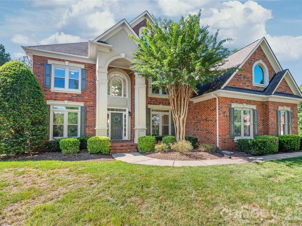 17125 Laurel Walk Court, Charlotte, NC 28277