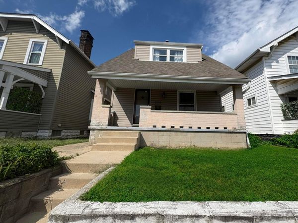 250 E Woodrow Avenue, Columbus, OH 43207