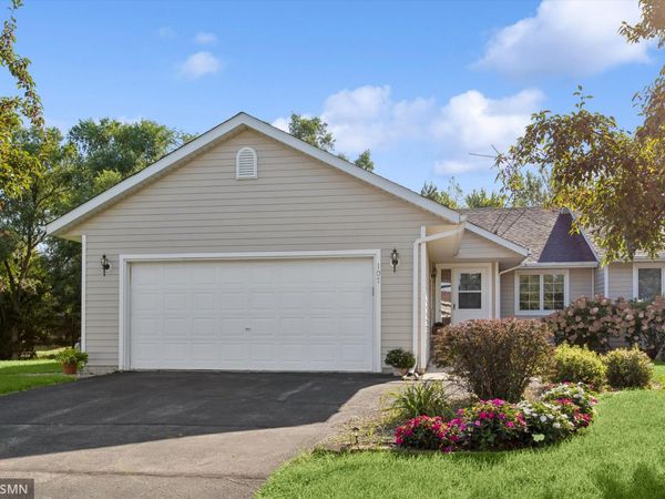 107 Ridgebrook Drive, Unit 107, Cannon Falls, MN 55009