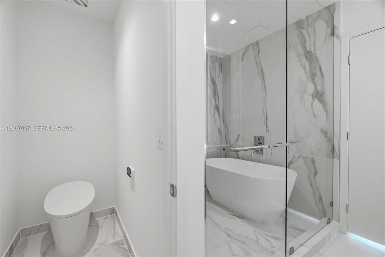 1400 Biscayne Blvd, Unit 1801, Miami, FL 33132 Photo