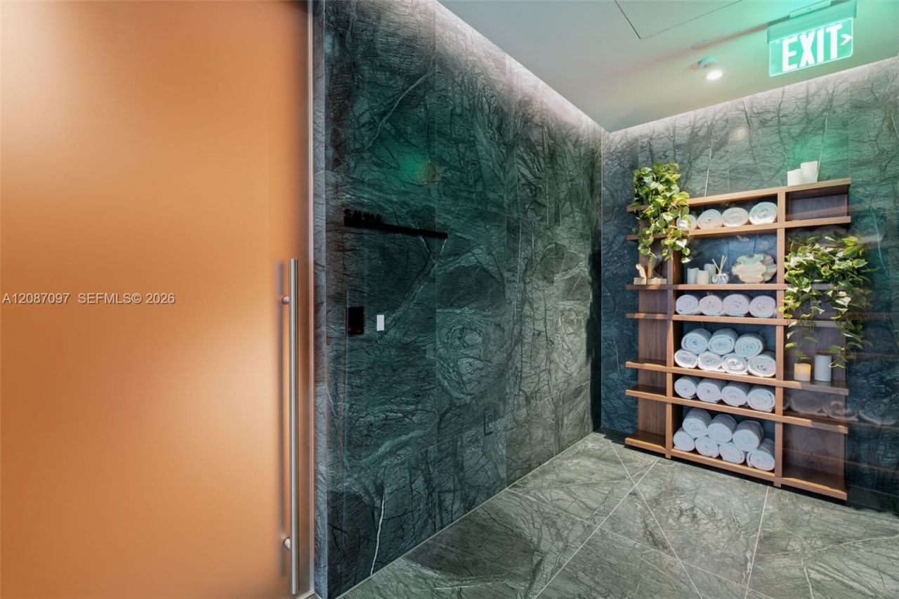 1400 Biscayne Blvd, Unit 1801, Miami, FL 33132 Photo