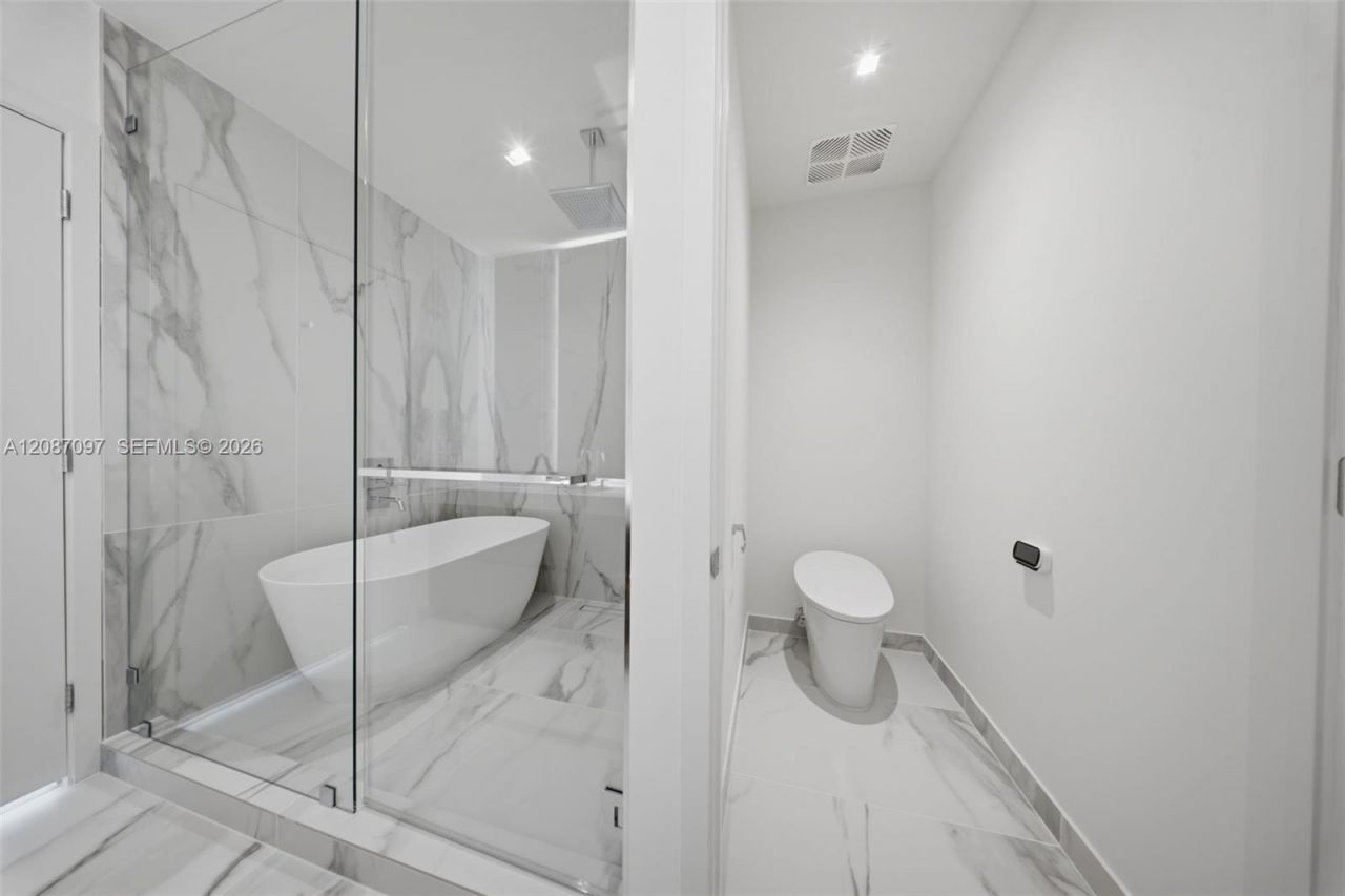 1400 Biscayne Blvd, Unit 1801, Miami, FL 33132 Photo