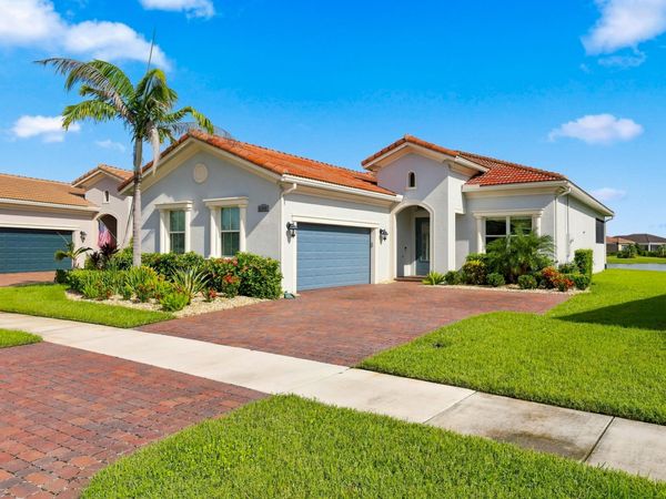 11989 SW Vano Way, Port St. Lucie, FL 34987