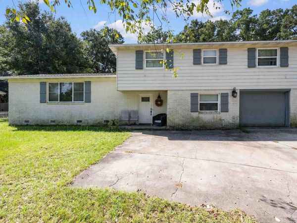 1115 Dunmire St, Pensacola, FL 32504
