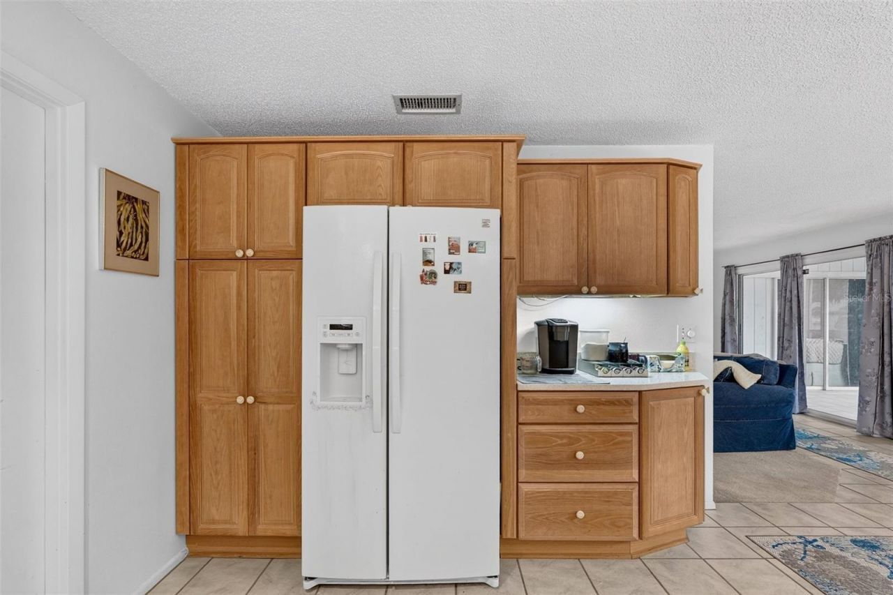 7283 Eleanor Circle, Sarasota, FL 34243 Photo