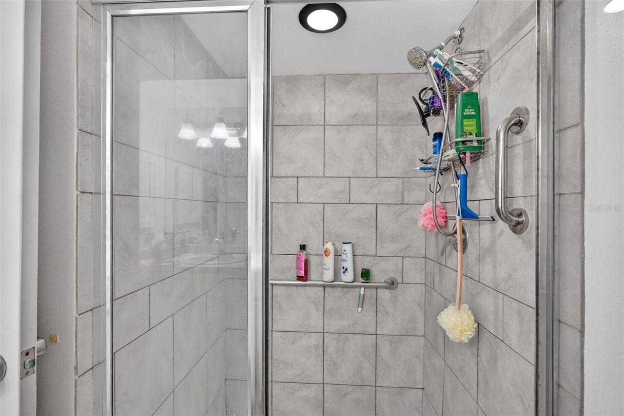 7283 Eleanor Circle, Sarasota, FL 34243 Photo