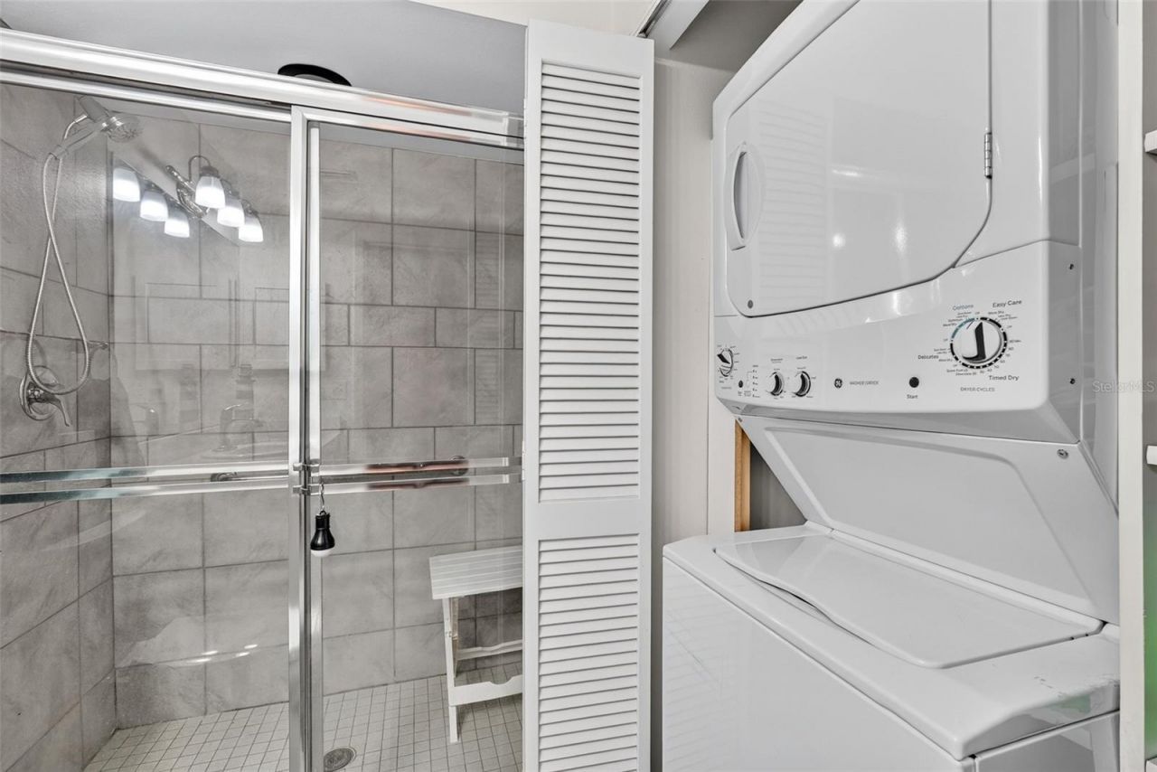7283 Eleanor Circle, Sarasota, FL 34243 Photo