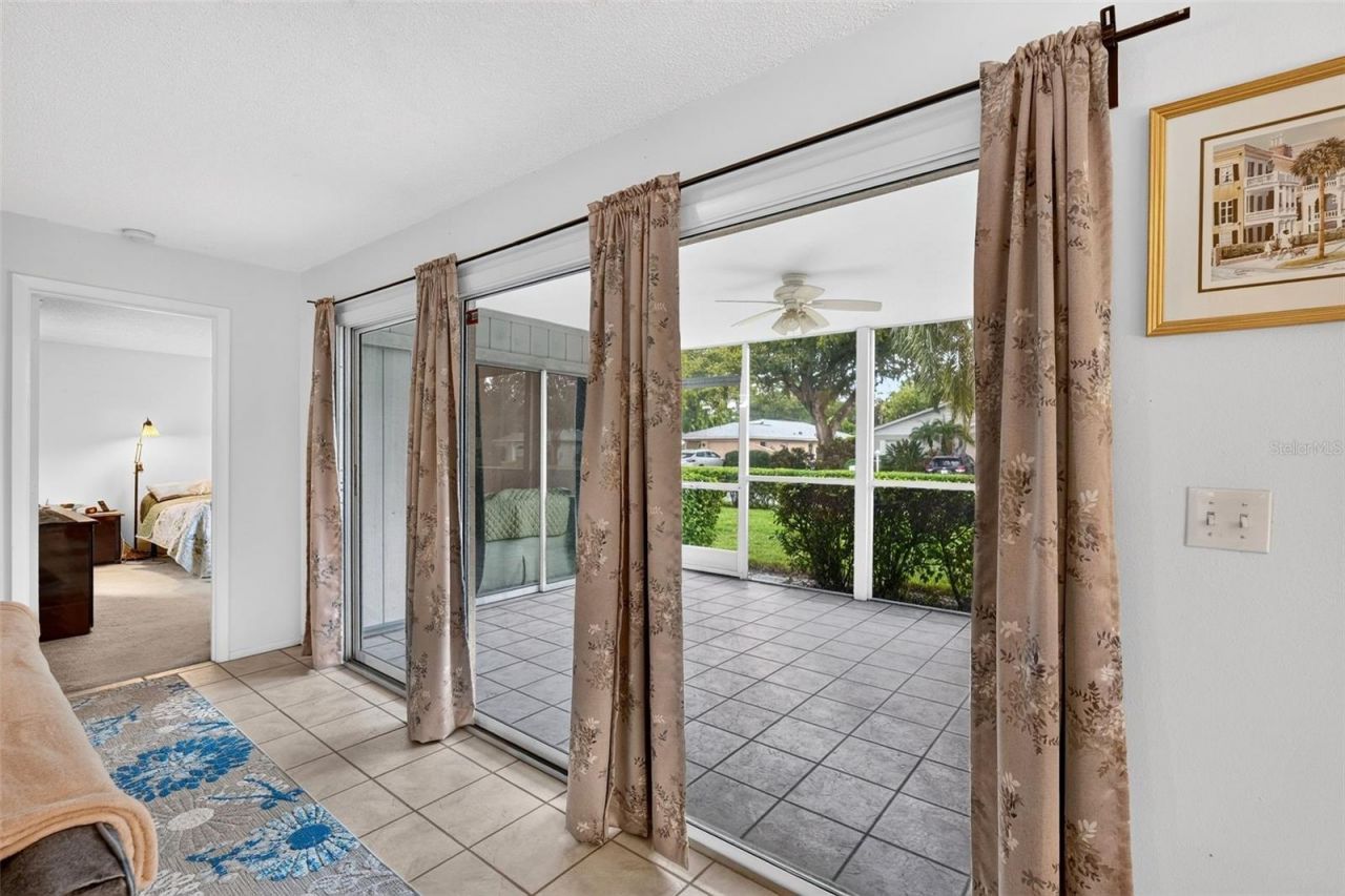 7283 Eleanor Circle, Sarasota, FL 34243 Photo