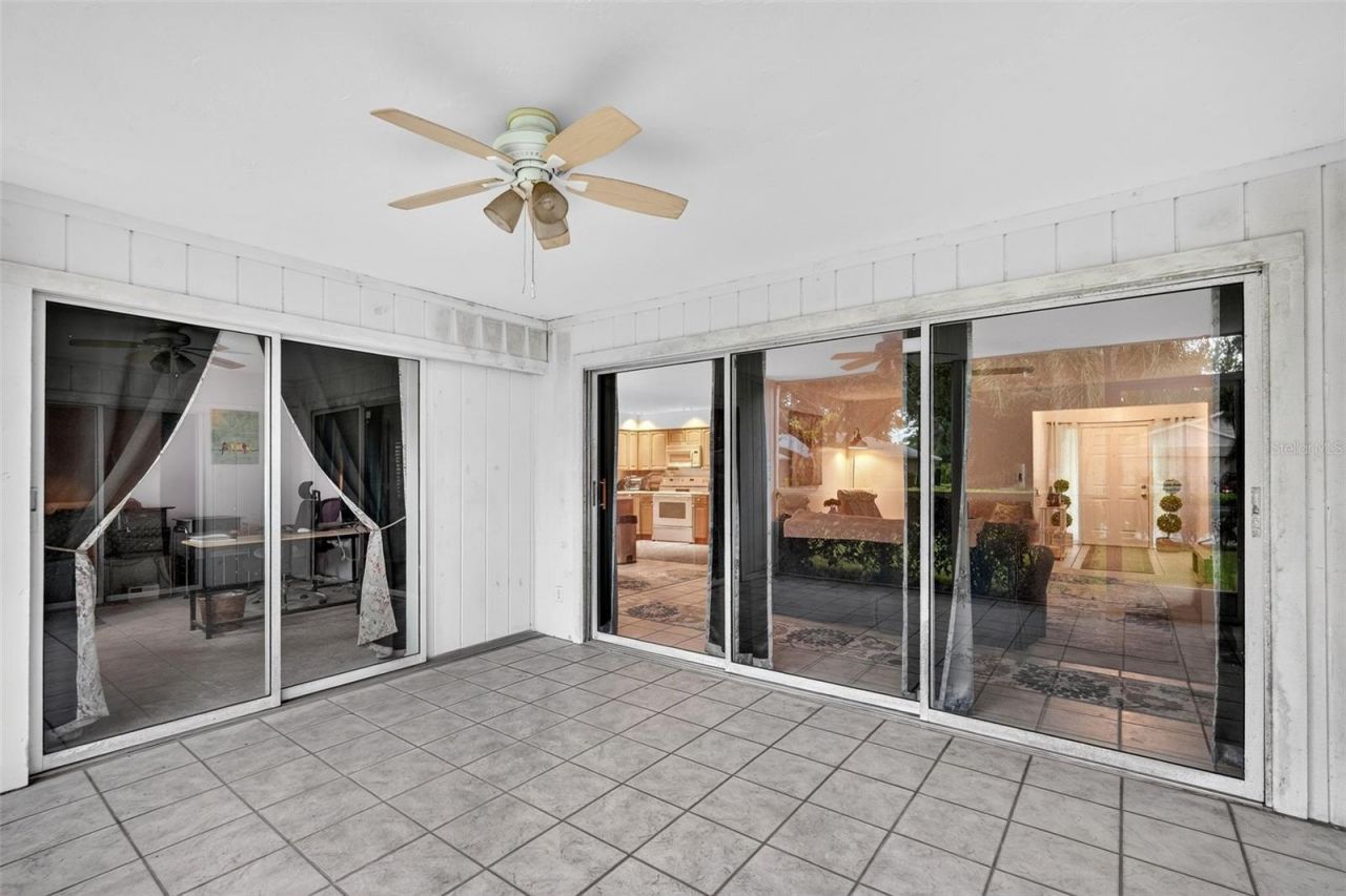 7283 Eleanor Circle, Sarasota, FL 34243 Photo