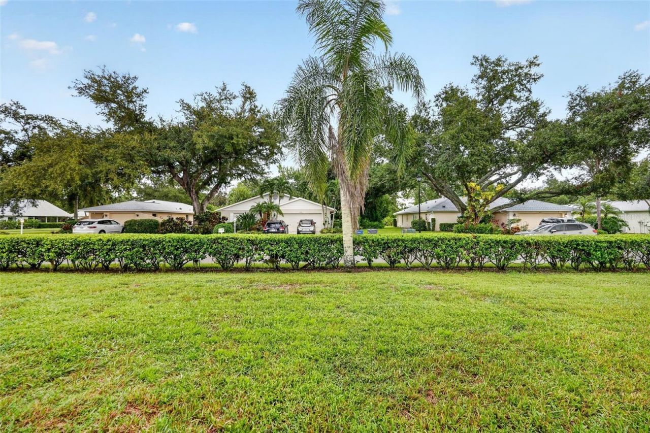 7283 Eleanor Circle, Sarasota, FL 34243 Photo