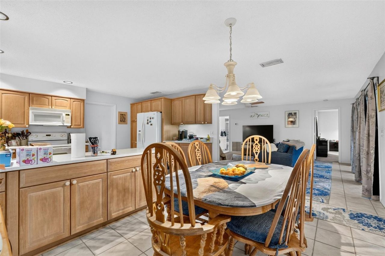 7283 Eleanor Circle, Sarasota, FL 34243 Photo