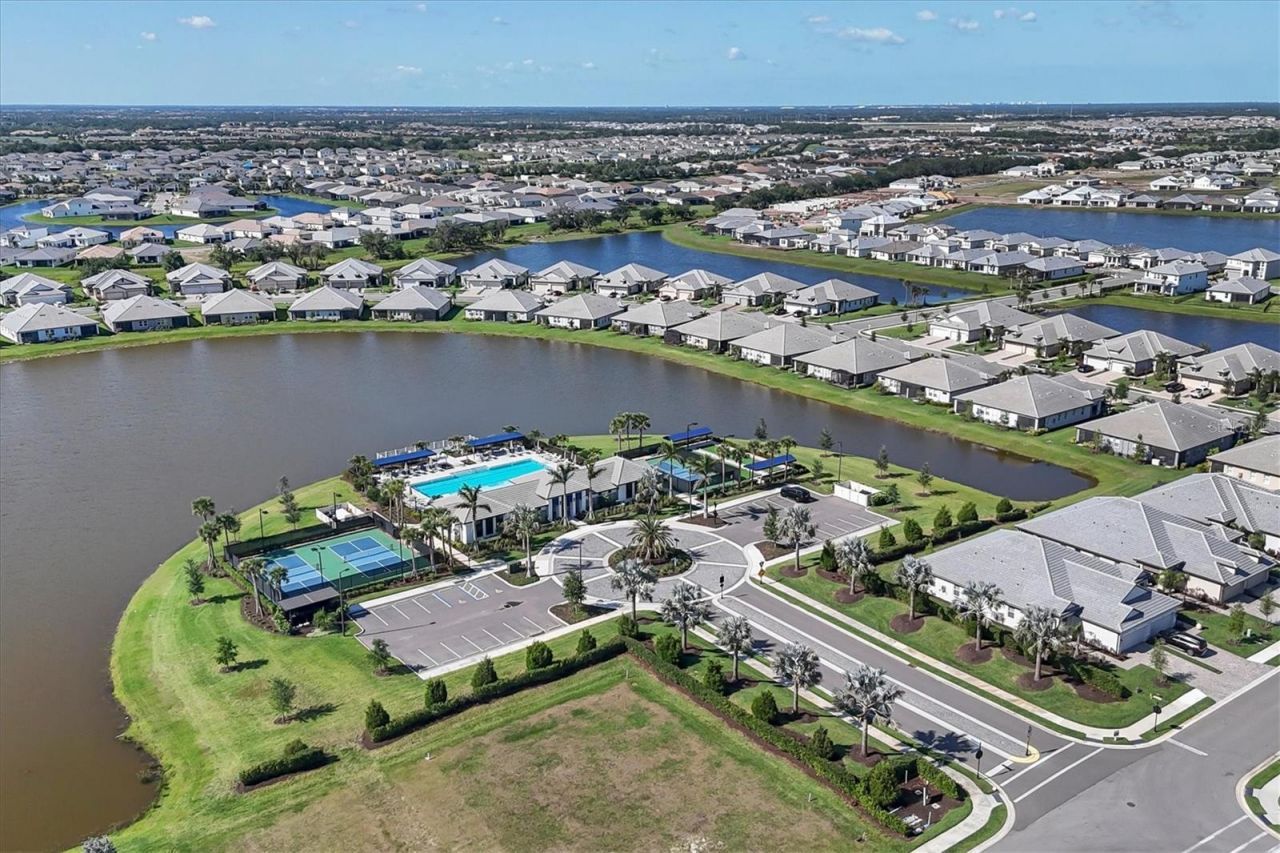 17539 Savory Mist Circle, Lakewood Ranch, FL 34211 Photo