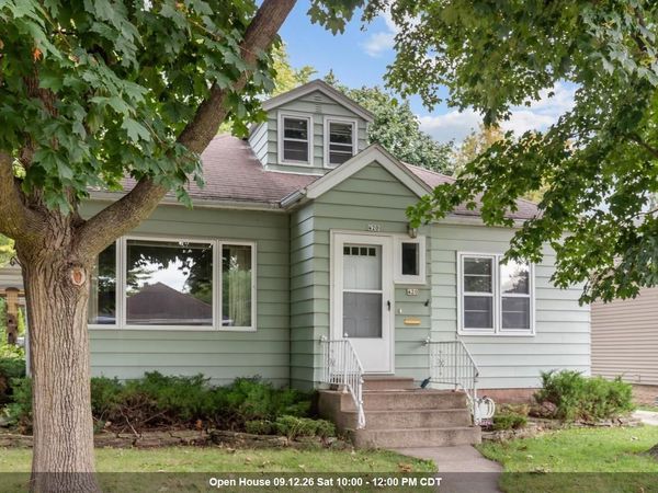 420 ANNEX AVENUE, Oshkosh, WI 54901
